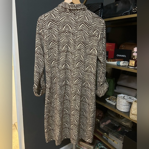 Elizabeth McKay New York Brown Cream Zebra Stripe Button Down Shirt Dress Size 8 - Picture 6 of 8